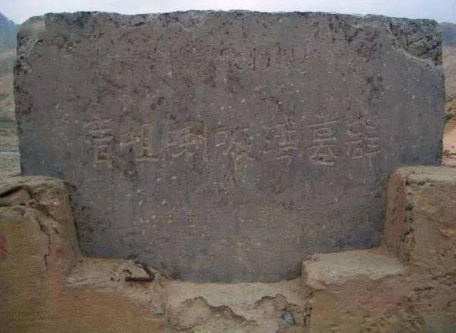 DƬ32.jpg