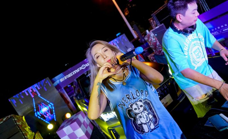 DƬ8.jpg