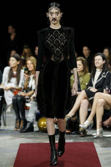 2015Givenchyﶬ