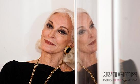 84qģCarmen dellorefice