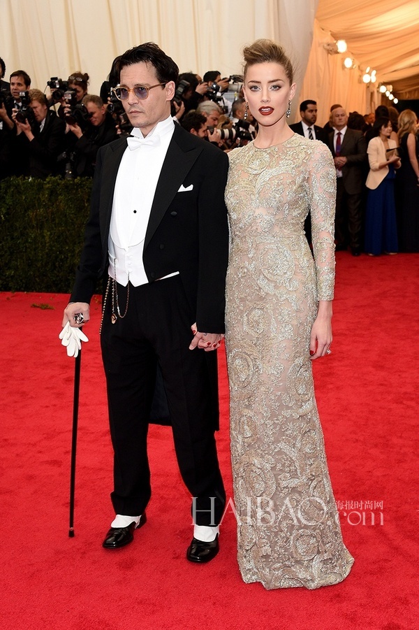 2014 Met Galat̺㣺sᡤ (Johnny Depp) 򡤄ڂ (Ralph Lauren) Black Label÷ءϣ (Amber Heard) ղ͵˹ (Giambattista Valli) 