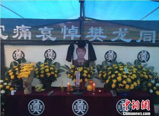 <a href=http://m.jitongbianyaqi.com/news/ target=_blank class=infotextkey>C</a>һ񾯞pŮ ξ