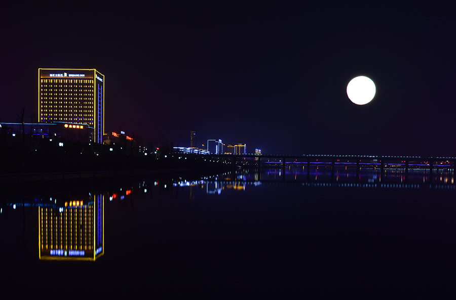 DSC_32492.jpg
